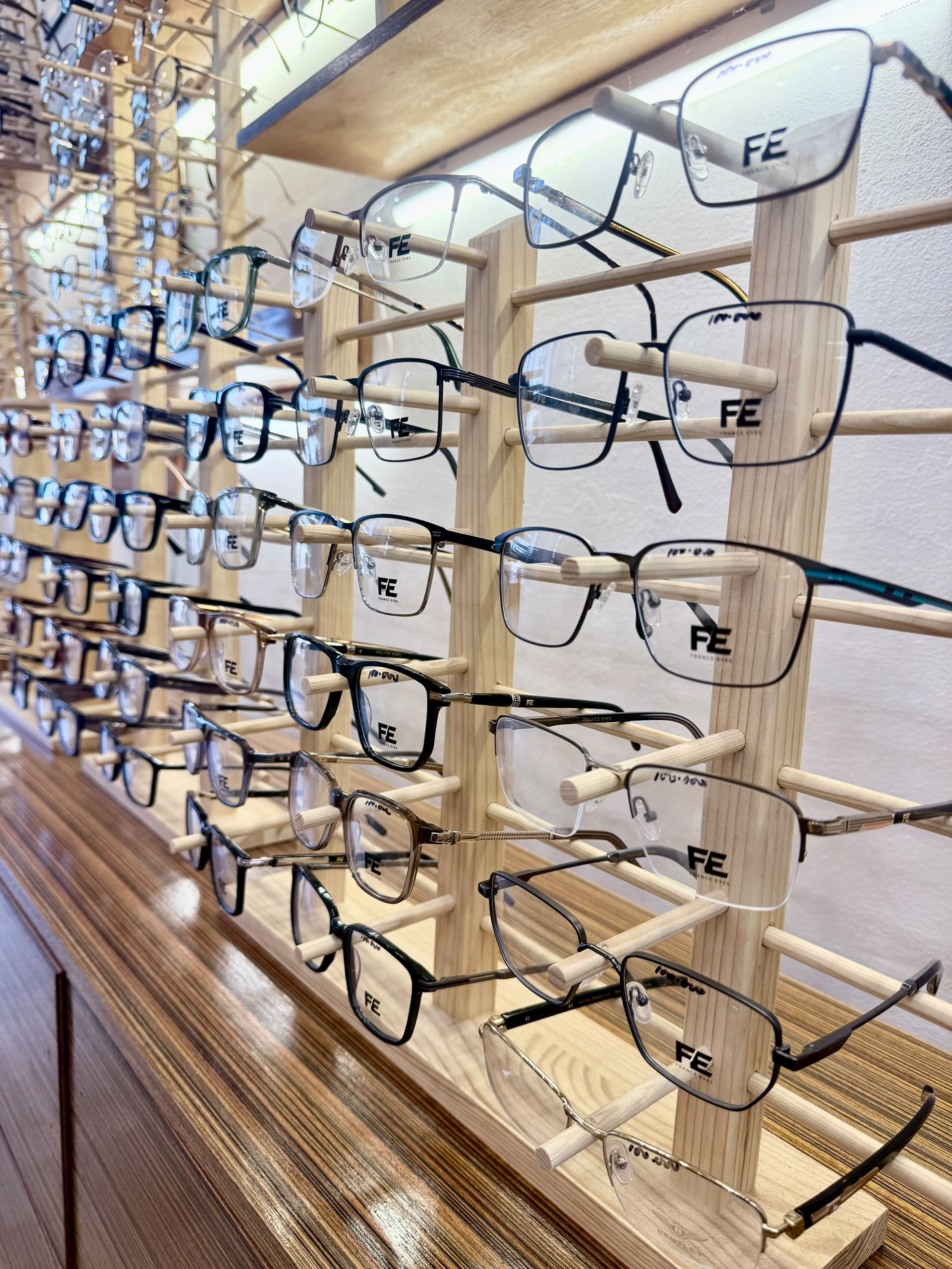 OPTIQUE FRANCE-EYES